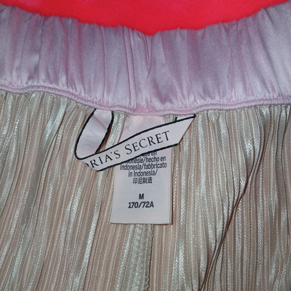 Victoria's Secret Pink Metallic Pajama Pants - Picture 3 of 12